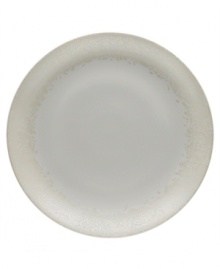 A soft, feminine look with Denby durability, the Lucille Gold platter promises lasting style and modern grace. In a pattern inspired by vintage lace and designed by English stylemaker, Monsoon, shimmering gold swirls adorn creamy porcelain in this set of dinnerware. The dishes are beautiful for every day and occasion.