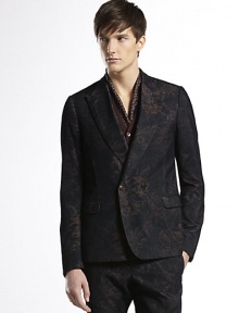 Night floral print dandy jacket with flower jacquard lining and velvet detail under the collar.Two-button double breastedSingle chest, front flap pocketsDouble back ventsAbout 27.6 long67% cotton/33% polyesterDry cleanMade in Italy