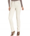 A sleek skinny leg and stone wash make these petite jeans from DKNY Jeans a must-have addition to your denim arsenal!