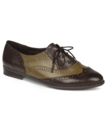 Stark detailing on the upper of Etienne Aigner's Kimber flats gives this menswear-inspired style an added edge.