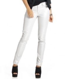 Add some sparkle to your wardrobe with these petite denim jeggings from Calvin Klein Jeans and be perfectly on-trend.