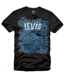 You are what you wear. He can sport a modern look with an all-American touch thanks to this Levi's graphic tee.