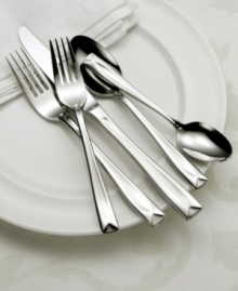 All suited up, this tuxedo detailed design from Oneida works well for formal or casual occasions. Set includes eight 5-piece place settings with each of the following: dinner fork, dinner knife, salad fork, soup spoon and teaspoon. Also includes 8 extra teaspoons, a serving spoon and a serving fork.