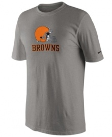 From the pre-game to after-party, show off your Cleveland Browns pride in this NFL football t-shirt from Nike.