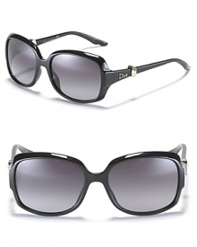 Dior's oversized sunnies exude timeless glamour.