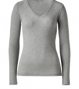 Stylish T-shirt in a heather grey cotton-cashmere blend - A classic, basic T-shirt, exactly The One youve always looked for and also the one you need - The cut is straight, relaxed and slightly longer with a wide V-d?collet? and long sleeves - Can be worn as a layering piece and also just by itself - For evening with leather leggings, in the office with a pants suit