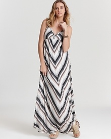 Master effortless sunny-season style in this floor-sweeping Ella Moss maxi dress, boasting chevron stripes and braided straps.