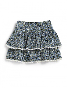 THE LOOKElasticized waistTiered ruffled skirtInterior shortsTHE MATERIAL95% cotton/5% spandexCARE & ORIGINMachine washImported