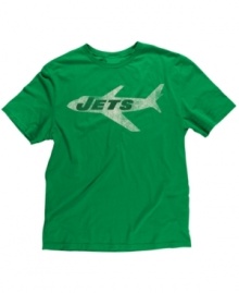 Flying high on all the preseason hype? Watch Mark and the boys soar over the competition when you're rocking this throwback Jets crew neck from Reebok. (Clearance)