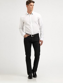 Stylishly handsome, in a slim-fitting silhouette, crafted in the finest quality cotton.ButtonfrontCovered placketAbout 28 from shoulder to hemCottonDry cleanImported