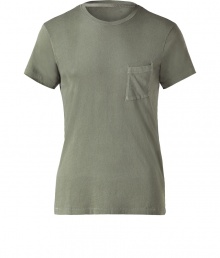 Stylish T-shirt in olive cotton - Wonderfully pleasant and soft - A classic, with a high crew neck, short sleeves and chest pocket - Slim, straight and moderately long - Ingenious summer basic, which is so versatile - Wear either under a sweater, jacket or solo - Styling: fits with jeans, cargo pants, chinos or shorts