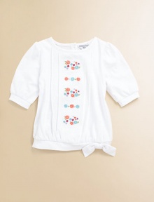 A charming short-sleeved top in soft cotton is accented with a blooming bouquet of embroidered flowers to inspire warm thoughts.Round necklineShort puff sleevesBack button closureTie hemCottonMachine washImported Please note: Number of buttons may vary depending on size ordered. 