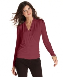 Jones New York Signature's faux-wrap top offers an elegant look for every day. Whether you wear it with jeans or a pencil skirt, you'll stay polished!