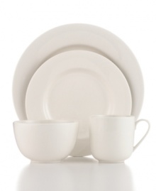 Understated styling and supreme durability make Martha Stewart Collection Whiteware ideal for everyday use. The classic design of the wide-rimmed Kensington 4-piece place settings was inspired by turn-of-the-century English styles.