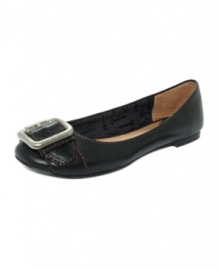 A massive buckle adds structure to this polished shoe. Wear Fossil's Maddox ballet flats with just about anything.