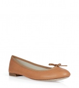 Stylish ballet flats in fine, supple toasty beige calf leather - An elegant classic from cult French footwear label Repetto - Grosgrain trim and bow detail - Round toe and 0.5 wooden heel - Chic and ultra-versatile, a must in any wardrobe - Pair with everything from skinny jeans and cropped chinos to summer dresses and pleated skirts