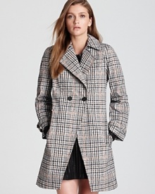 This 10 Crosby Derek Lam jackets takes classic houndstooth and adds just the right amount of detail to reflect your keen sense of style and love for retro flair.