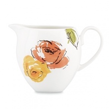 The easiest way to always have flowers on your table, these charcoal blooms give a modern-edge to a traditional style. Brushed with shades of peach, mustard, plum and olive, this artful creamer is a captivating complement to your breakfast, dinner or tea service.