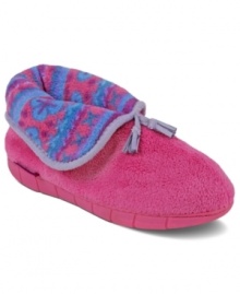 Take a load off with the Bootie slippers from Muk Luks®. After a long day, this cozy slip-on style will quickly become your post-work treat.