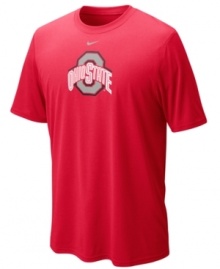 Keep team spirit rolling with this Ohio State Buckeyes NCAA t-shirt from Nike.