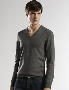 Modern-fit sweater shaped in superior Italian wool.V-neckRibbed knit collar, cuffs and hemWoolDry cleanMade in Italy