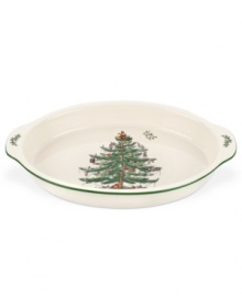 With an historic pattern starring the most cherished symbol of the season, Spode's Christmas Tree au gratin dish is a festive gift to holiday dining. Perfect for serving mac n' cheese or fruit cobblers.