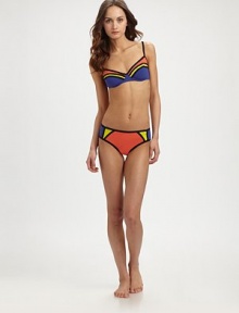 Brightly hued and unmistakably charming, this stretch swim style also features a convenient underwire and adjustable straps for additional support.Underwire cupsAdjustable strapsBack clasp closure72% nylon/28% Xtra Life LYCRA®Hand washMade in USA of Italian fabric Please note: Bikini bottom sold separately. 