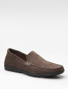 Style and comfort with no equal, crafted in buttery suede. A padded insole lends the kind of comfort you expect from UGG Australia. Leather lining Padded insole Rubber sole Imported 