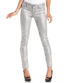 For a look that absolutely shines, rock these skinny jeans from Jessica Simpson! A metallic sheen and cool snakeskin print make these jeans stand out in the best way.