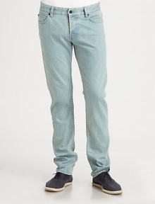 Classic straight-leg fit, in a light-blue wash that lends a summery feel, shaped in cool, comfortable cotton.Five-pocket styleInseam, about 33CottonMachine washImported