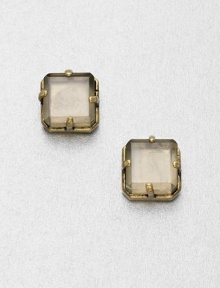 A simply chic piece with a faceted cube bead set in a goldtone setting. EpoxyGoldtone brassSize, about .59Post backImported 