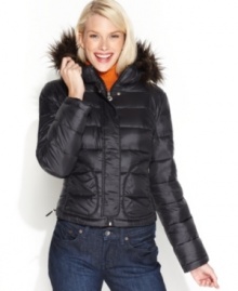 Layer on the style with Calvin Klein's packable puffer jacket. A hood with faux-fur trim and the down fill create warmth without the heavyweight!