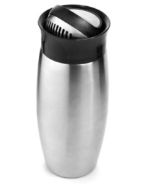 Tend bar with the best of them. This sleek Metrokane cocktail shaker does away with the pesky strainer by utilizing an innovative flip-top design for quick and clean cocktail service.