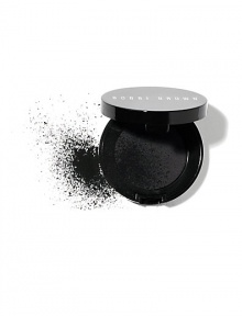 Inspired by old-school cake liner, this rich powder formula can be applied dry or damp to create different takes on the smokey eye. Intensely pigmented and long-lasting, it goes on silky-smooth without flaking. Created just for Bobbi's Choose Your Black Collection, this limited edition shade is yet another way to create dark and sexy eyes. How to apply: Kohl Cake Liner can be used wet or dry. For a dry application, use the Smokey Eye Liner Brush (sold separately).