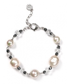 Majorica's striking quartz and hematite-toned pearl bracelet is a modern way to way pearls, sure to add a luminous touch to every look.