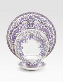 Inspired by the distinguished style of the French Royal Court of Louis XIV, this porcelain collection features the kind of elegance that could only come from the House of Versace. From the Le Grand Divertissement CollectionPorcelain13 diam.Hand washMade in Germany