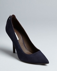 Vera Wang Lavender Label steps into the pointed toe trend in these elegant pumps. Back zipper details add a distinctive, moto-influenced touch.