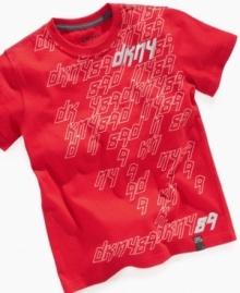 Fantastic bold and sporty styled short sleeve t-shirt by DKNY.