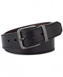 This reversible belt from Fossil is a versatile addition to your wardrobe.