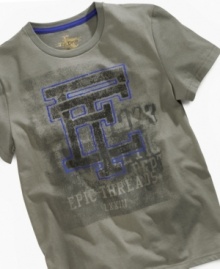 Shout it out. He can show off his casual cool with this t-shirt from Epic Threads, with the ET logo in a bold graphic on front.