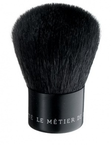 Essential for a chic, sophisticated look. Convenient and versatile brush for bronzer, powder or blush. Made of 100% natural goat hair.  Crafted by master artisans, Le Métier de Beauté Master Brush Collection includes the tools every woman needs for exemplary professional cosmetic application.