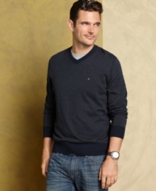 Casual and regular fit sweater by Tommy Hilfiger.