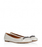 With their bright white patent leather and ladylike logo detailed chain, Marc by Marc Jacobs flats are a pristine choice for spring - Round toe, front chain strap with logo engraved metal plaque - Flat, comfortable rubber sole - Wear with everything from jeans and tees to bright printed dresses