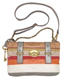 A vintage-inspired flap bag by Fossil with perfectly polished accents. Buckle detailing, a classic turnlock closure and goldtone hardware will make this design the star of any ensemble.