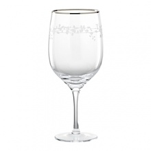 Delicately-etched leaves dance across these elegant crystal glasses lending timeless allure to celebrations and fine dining occasions.