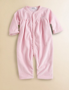 You'll heart this reversible, soft cotton one-piece on your little bundle of joy.V-neckLong sleevesFull front snapsBottom snapsHearts: 80% cotton/20% polyesterSolid: Pima cottonMachine washImported Please note: Number of snaps may vary depending on size ordered. 