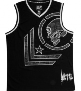 Urban army. Enlist in a surefire weekend style with this tank from Metal Mulisha.