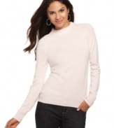 So-soft knit in feminine colors is what this Mercer Street sweater is all about. Pair it with dark jeans for a look that's a cold-weather must!