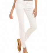 In summer's must-have wash, these white MICHAEL Michael Kors skinny jeans are perfectly paired with bright tops!