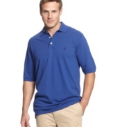 Traditional and timeless, this Izod polo shirt will be a heavy-hitter in your wardrobe. (Clearance)